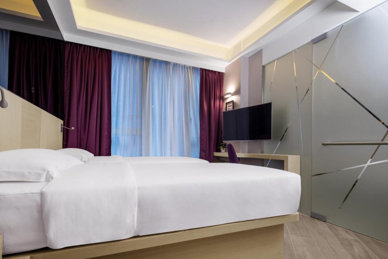 Starphire Hotel Hong Kong Exterior foto